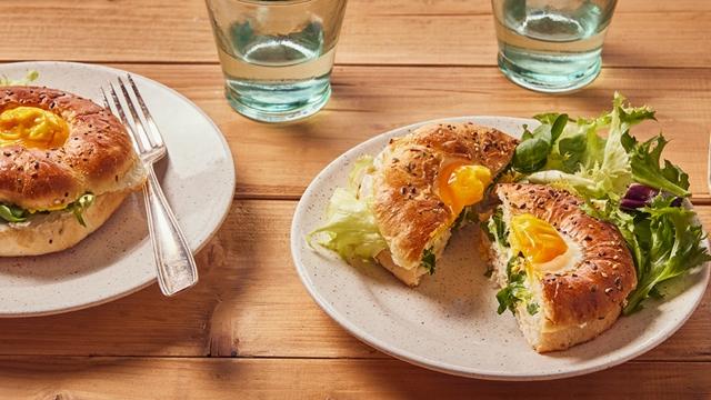 Egg bagels