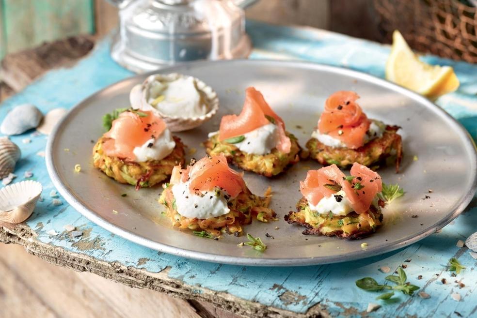 Mini galettes de légumes et saumon