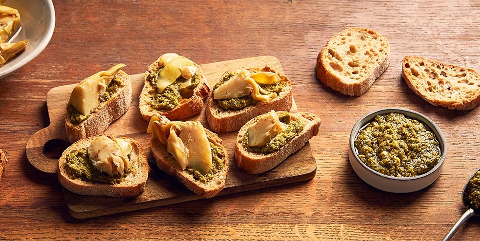 Crostinis artichaut pesto