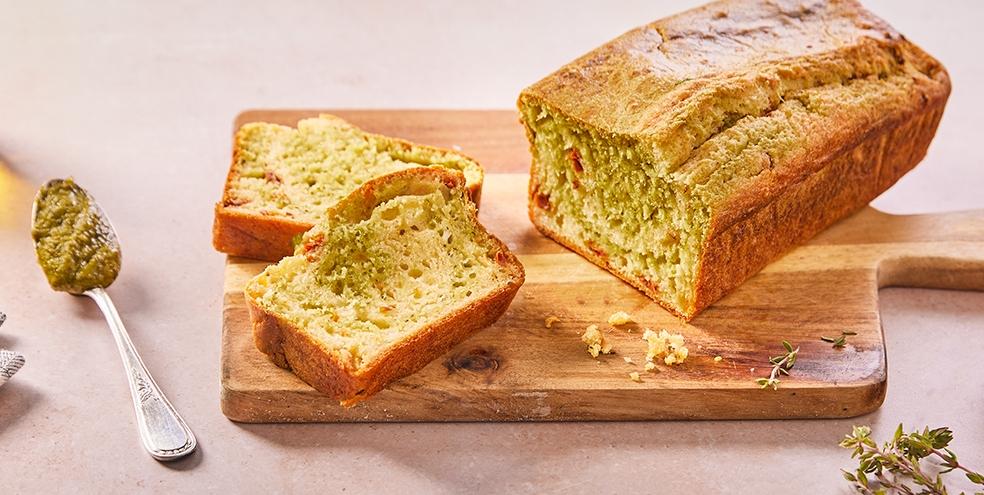 Cake salé marbré à la tapenade