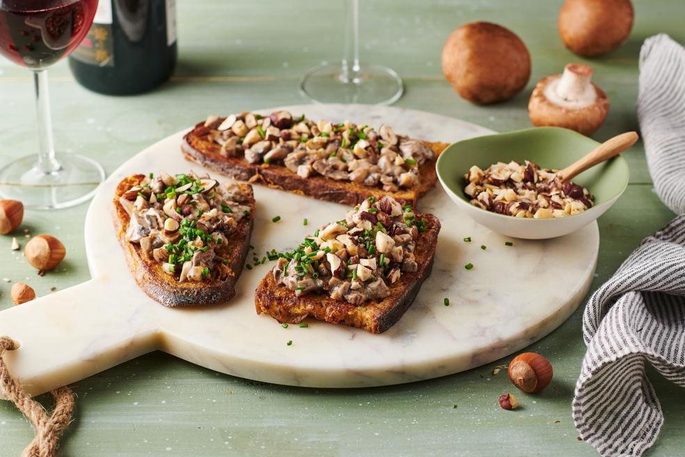 Pain perdu aux champignons et noisettes
