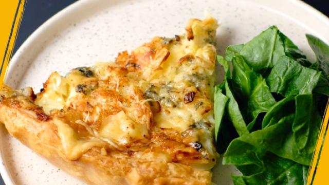 Quiche à l’oignon et aux 3 fromages