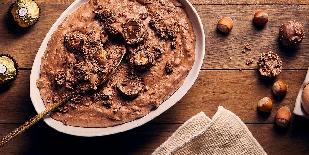 Mousse au chocolat aux Ferrero Rocher