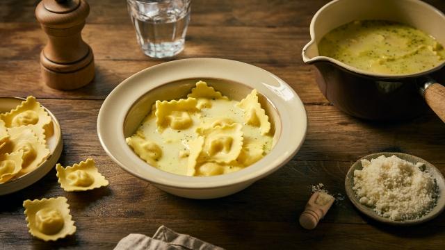 Soupe de raviolis au parmesan