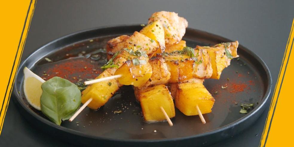 Brochettes cabillaud-mangue