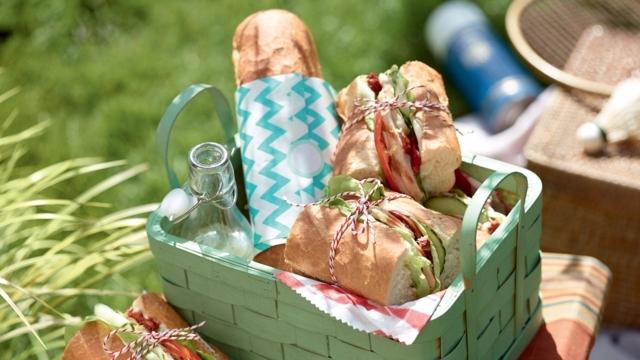 Sandwich baguette au poulet rôti