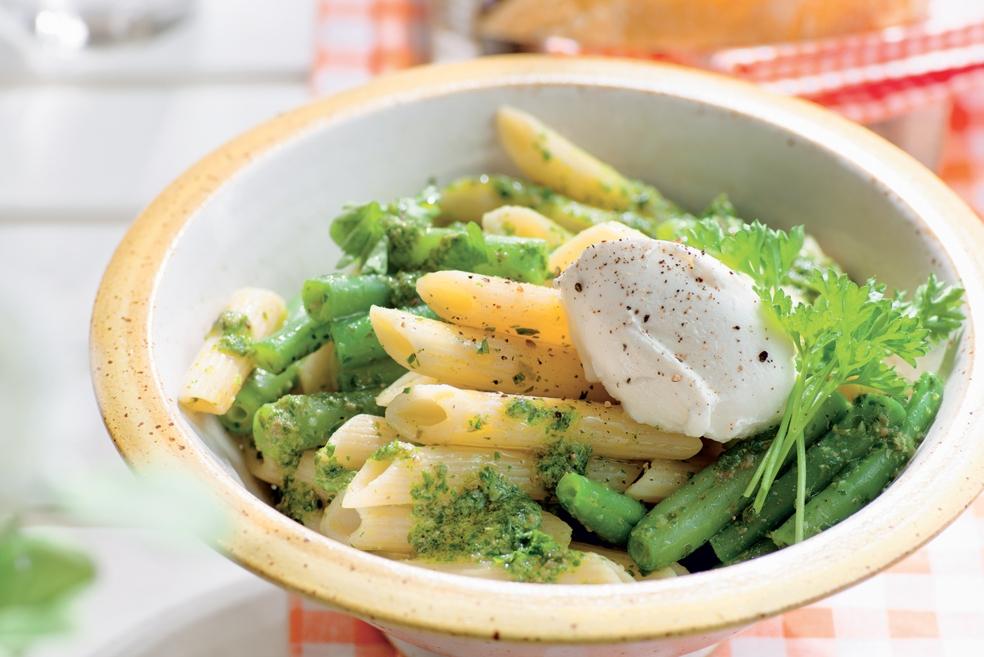 Salade de pâtes et haricots au chèvre frais