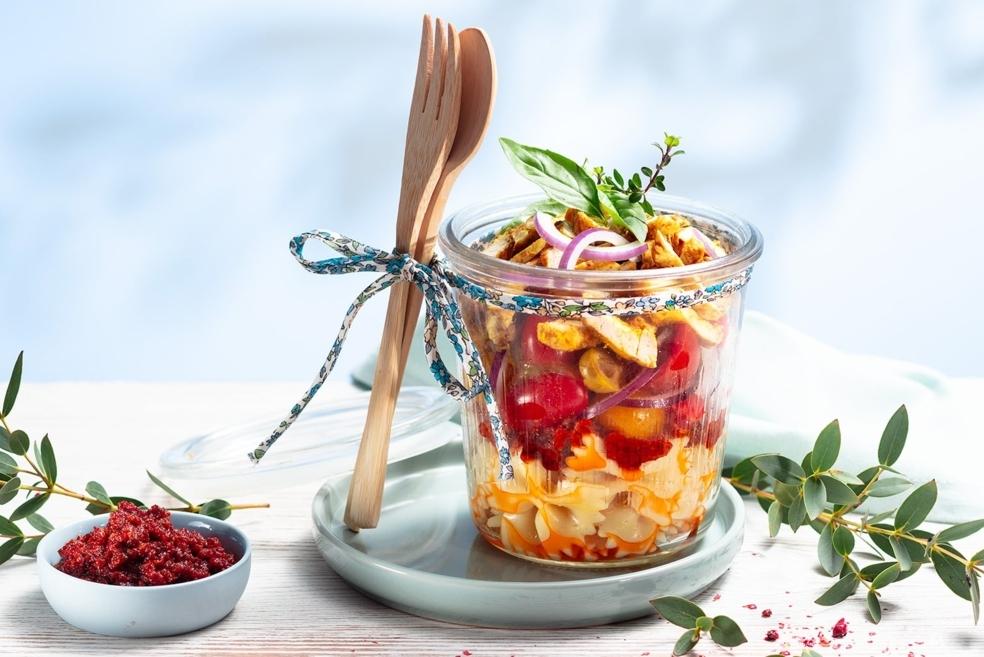 Farandole de farfalles et pesto rosso