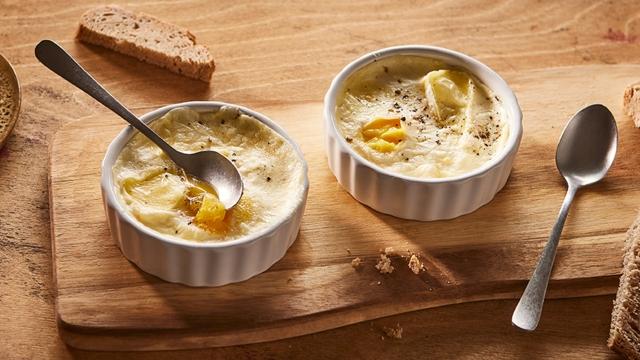 Œufs cocottes au reblochon