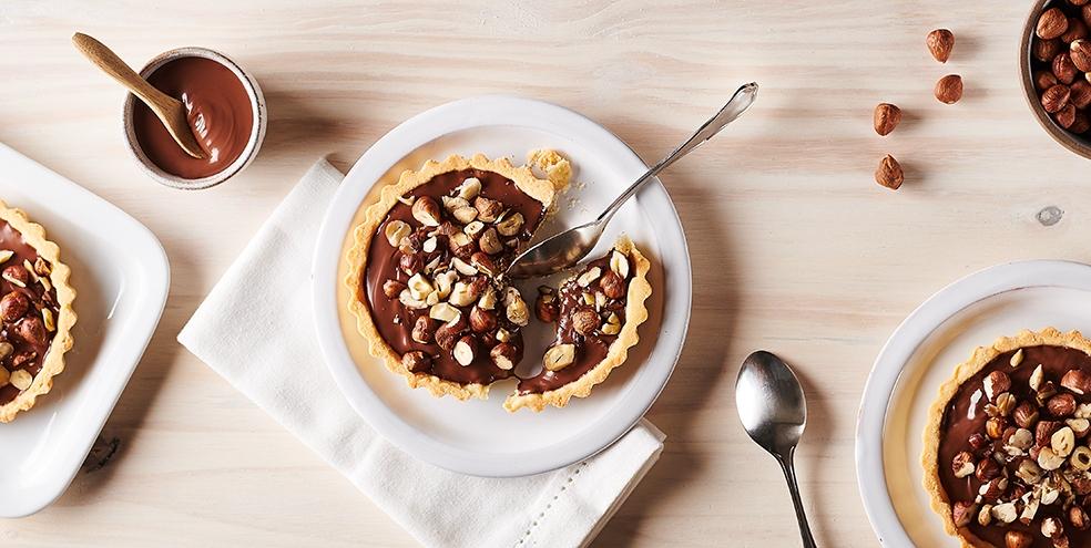 Tartelettes aux noisettes et pâte à tartiner
