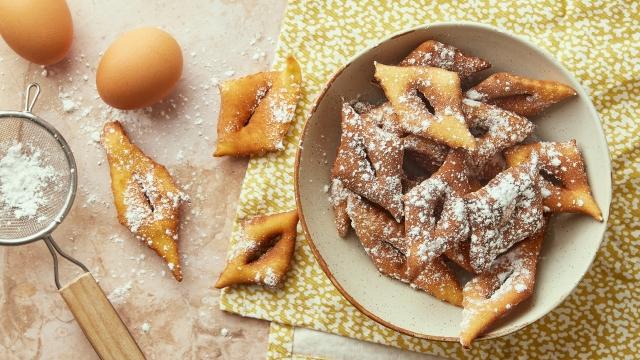 Bugnes moelleuses nature de ma grand mère