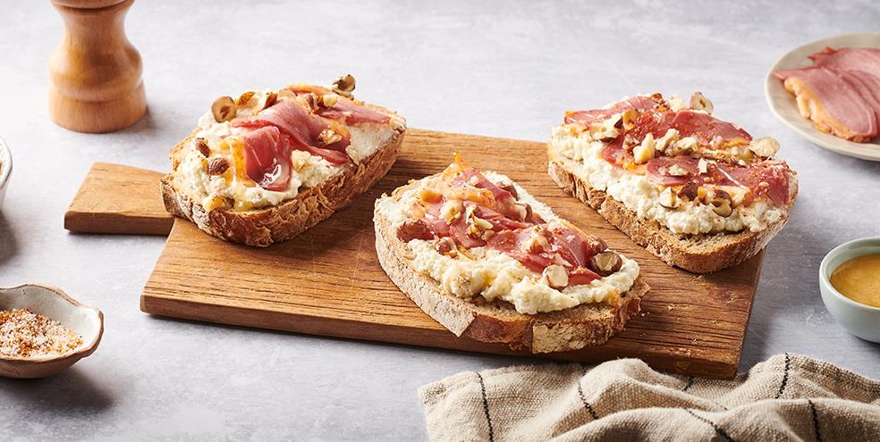 Tartine de brousse au magret de canard