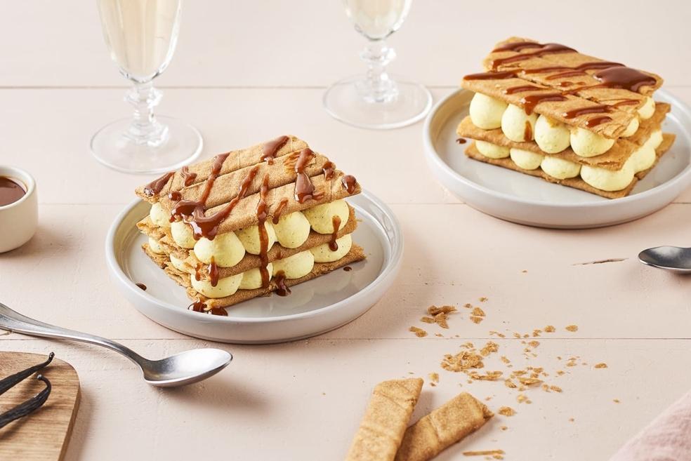 Mille-feuilles de gavotte et sauce caramel