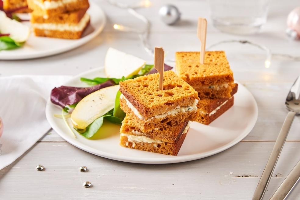 Pain d’épices et roquefort