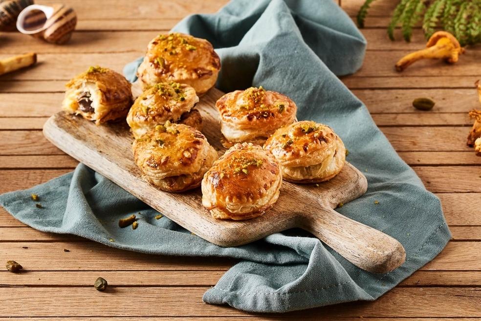 Feuilletés d’escargots aux éclats de pistache