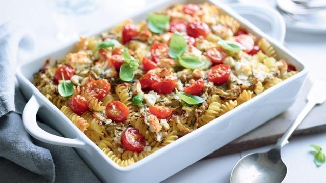 Gratin de pâtes aux courgettes et tomates cerise