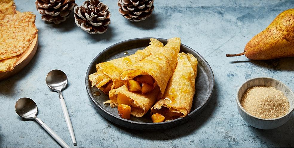 Crêpes fourrées aux poires flambées au rhum