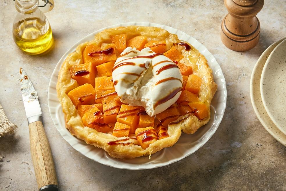 Tarte tatin de butternut à la burrata