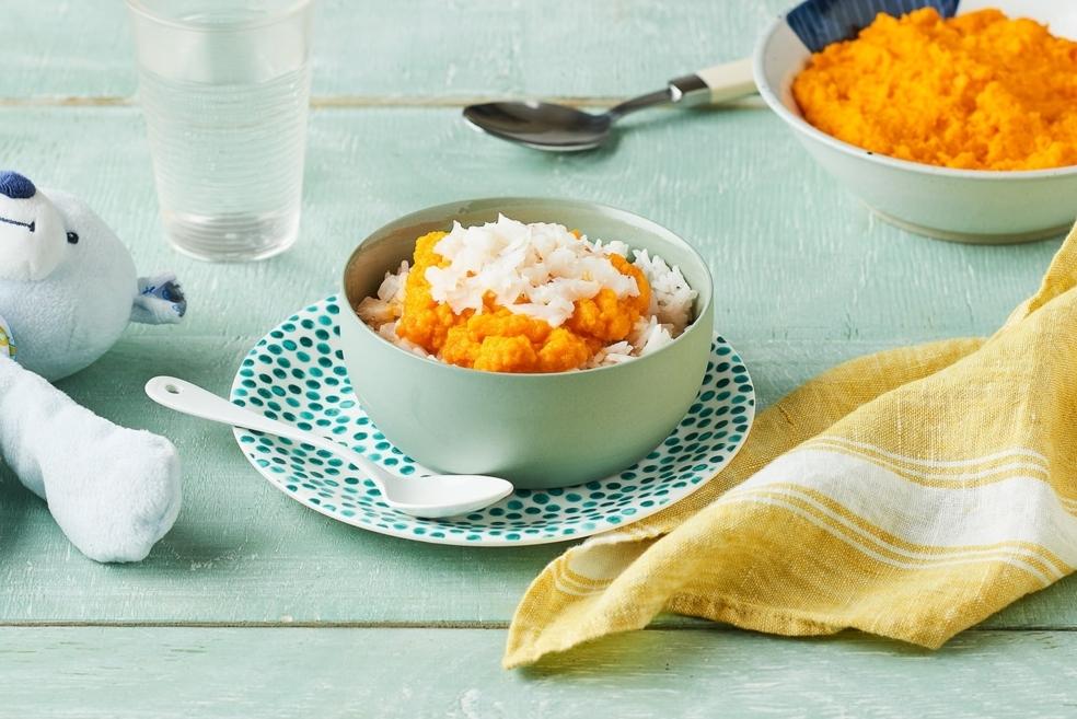 Purée de carottes, riz et émietté de cabillaud