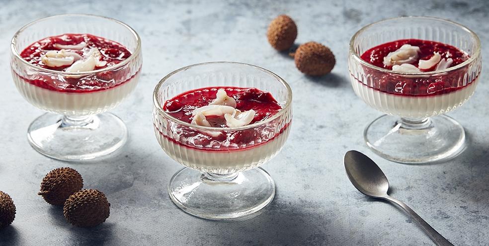Panna cotta litchi framboises