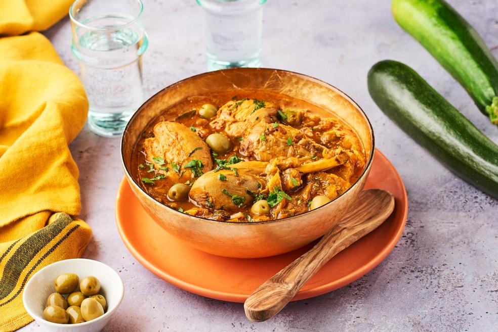 Tajine de dinde, aubergines, courgettes et coriandre